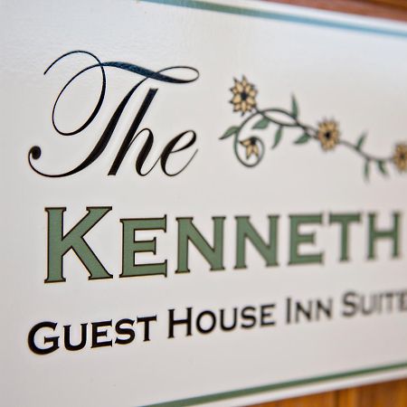 The Guest House Inn On Courthouse Square Hinton Экстерьер фото